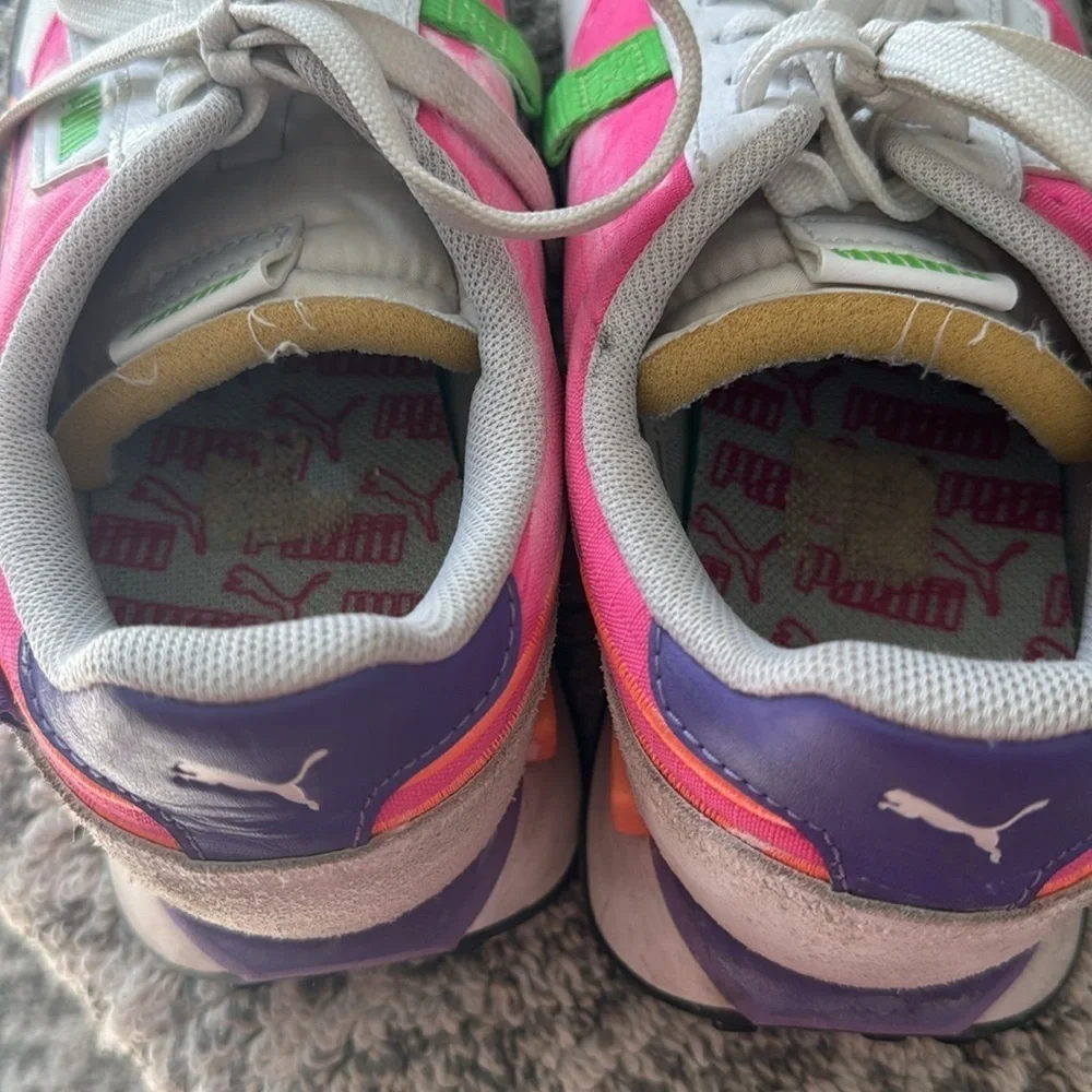 Wmns Future Rider Twofold 'White Luminous Purple Women’s size 6